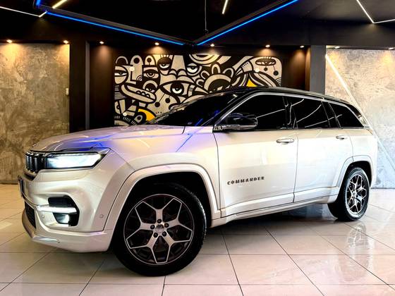 JEEP COMMANDER 1.3 T270 TURBO FLEX OVERLAND AT6